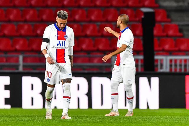  摩纳哥队长染红，十人应战逼平里昂  