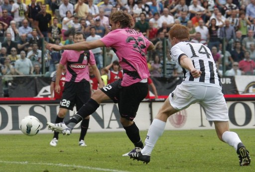  尼斯凭借定位球战术客场一球小胜特鲁瓦